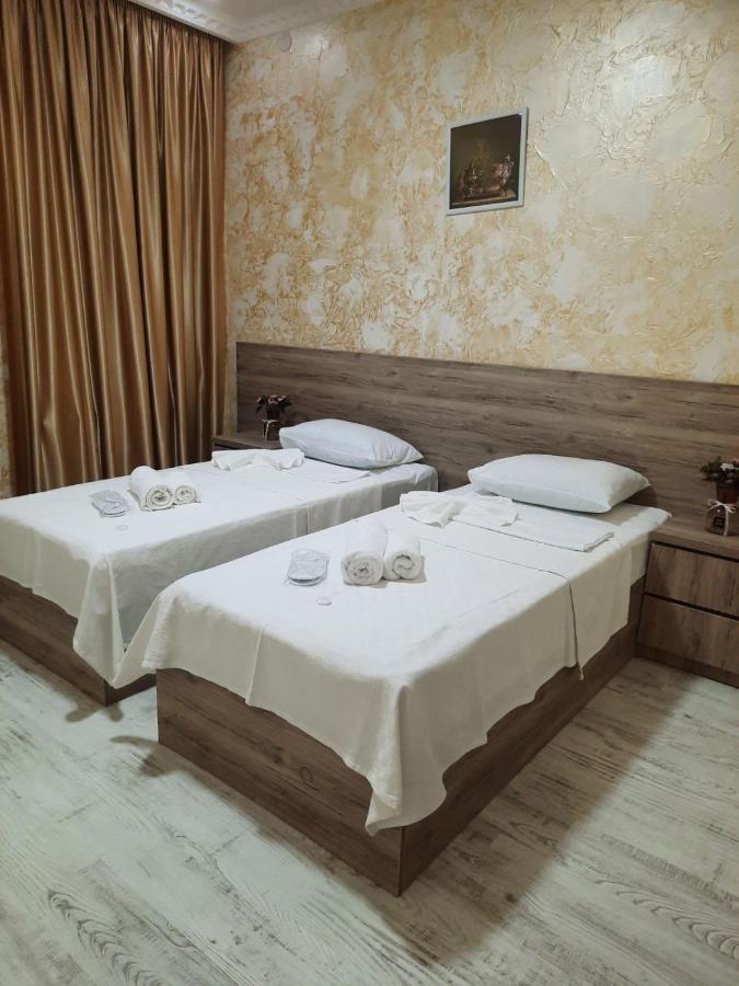 Inaisi Hotel Kutaisi Eksteriør bilde