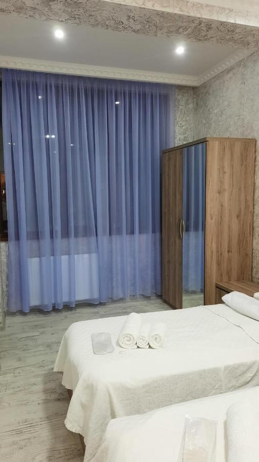 Inaisi Hotel Kutaisi Rom bilde