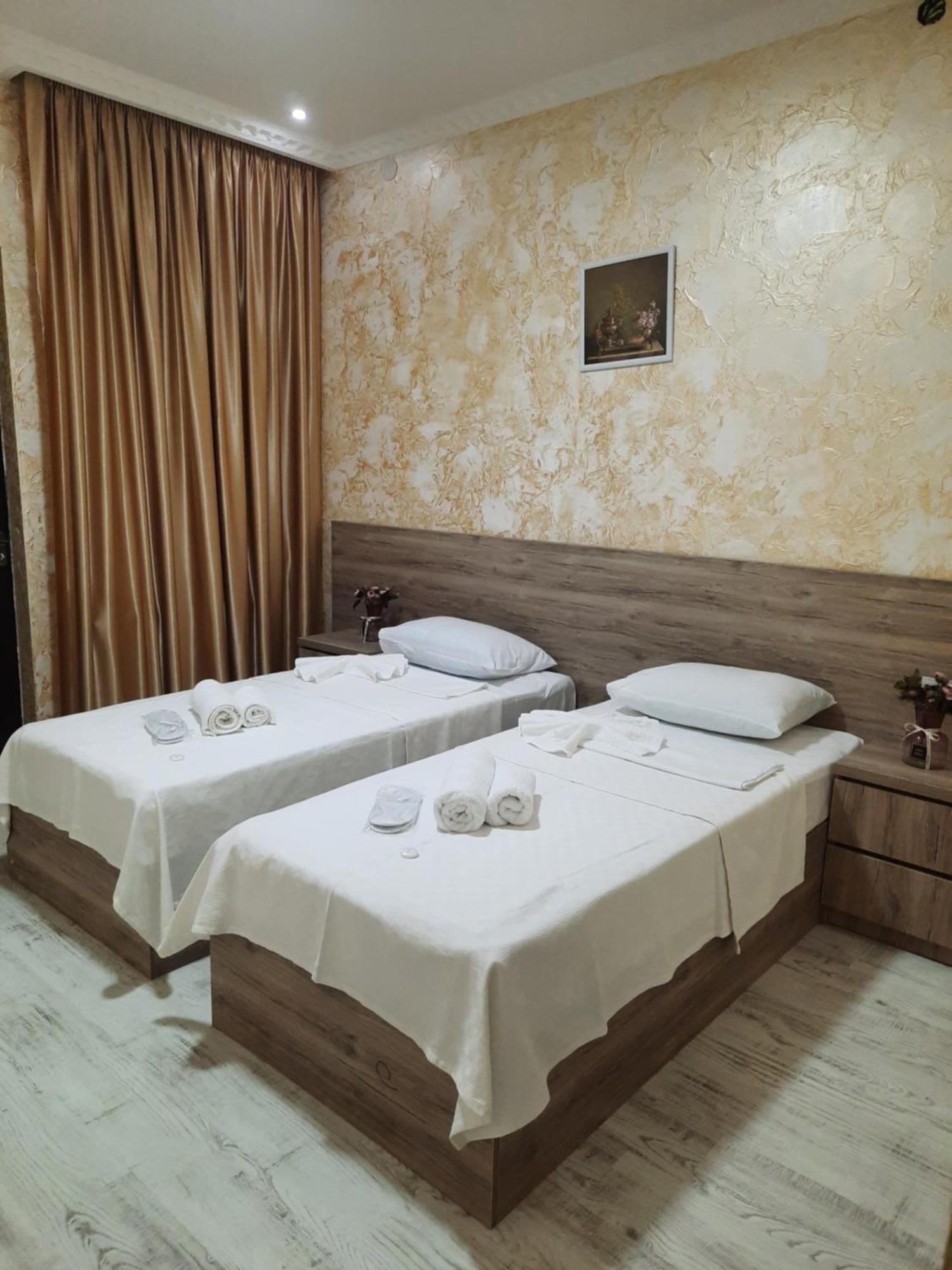 Inaisi Hotel Kutaisi Rom bilde